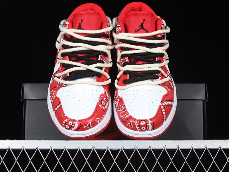 All categories Air Jordan Jordan series basketball shoes Air Jordan 1 Low Air Jordan 1 Low AJ1 Joe 1 customized version Vibe flavor deconstruction sports culture basketball shoes DC0774-840